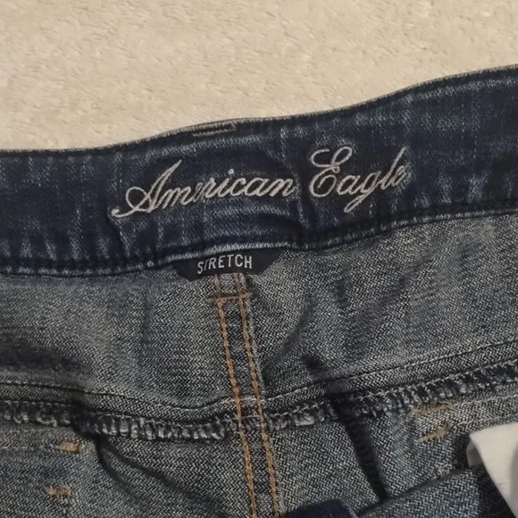 American Eagle jean shorts - Picture 2 of 5